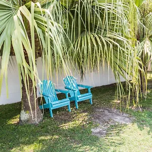 Hibiscus 3* Byron Bay